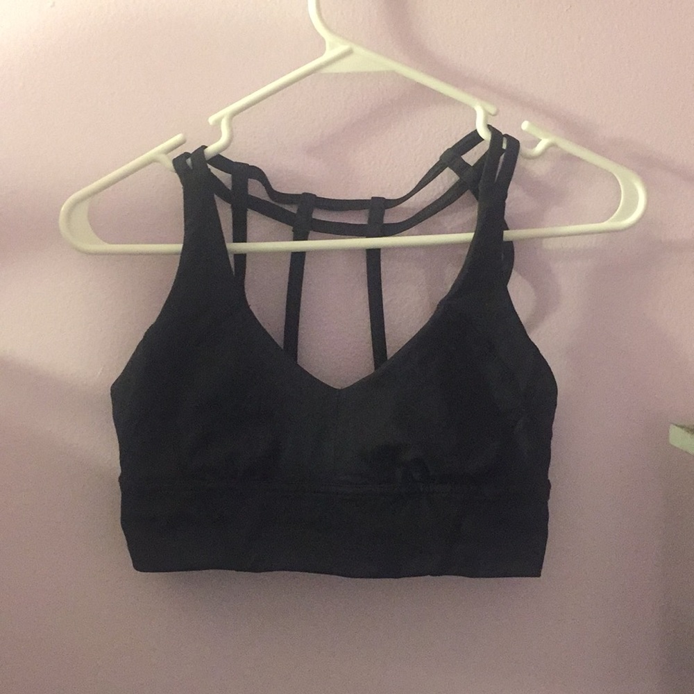 Lululemon sports bra